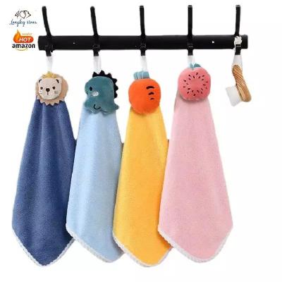 China Flight Airplane Hand And Face Towels Fresh Wet Small Hand Towel à venda