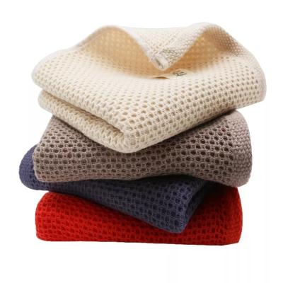 China Personalized Cotton Bath Towel Sets Honeycomb Cotton Face Towel en venta