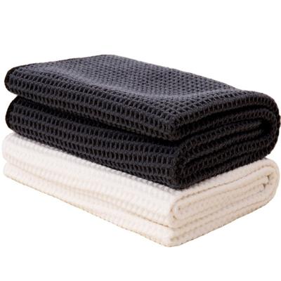 China Super Clean Soft Gym Towel  Rectangle Microfiber Waffle Golf Sports Towel for sale