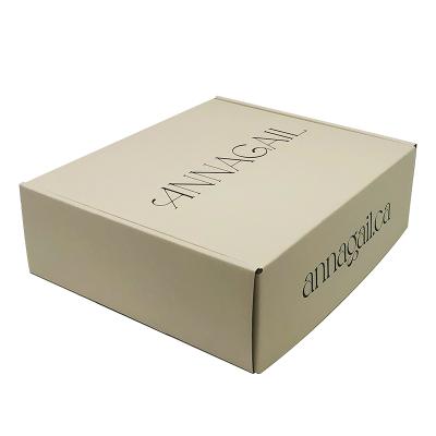 China Custom Luxury Gift Recycled Beige Cosmetic Ivory Shipping Box Logo Matt Gold Packaging Paper Boxes Materials for sale