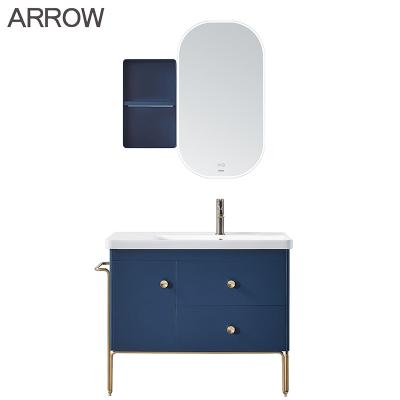 China ARROW Modern Bathroom Cabinet Intelligent Mirror LED Solid Wood Bathroom Vanity Combo Hotel Toilet for sale