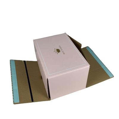 China Recyclable Pink Custom Logo Printed Mailer Boxes Self Adhesive Quick Seal Zipper Packaging for sale