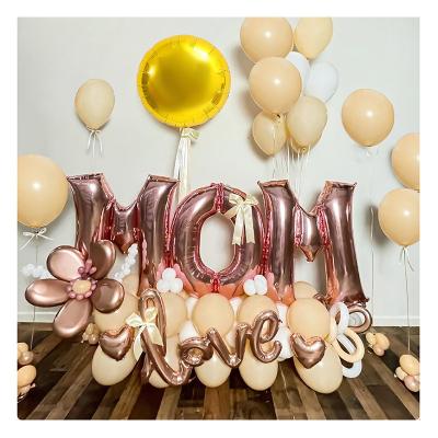 China Celebrate Happy Mothers Day Low Price Mothers Day Foil Balloons Set With Love Foil Balloon And Flower Shaped Balloon for sale