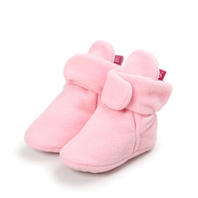 China 2022 Winter Antibacterial Cozy Drawstring Old Fashioned Infant Bedroom Shoes Baby Booties With Wool for sale