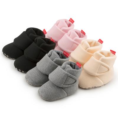 China 2022 New Arrival Thermal Organic Cotton MOQ 1 Soft And Warm Breathable Booties Baby Sock Indoor Infant Shoes for sale