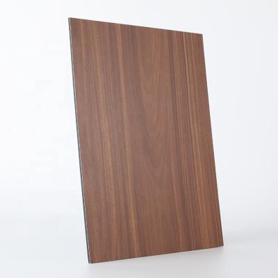 China Outdoor PE PVDF Coating Wooden Aluminium Composite Panel Aluminum Cladding Timber Look zu verkaufen