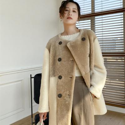 China Breathable Customized Warm Round Neck Camel Sheep Fur Coat Unique Design Fashion White Winter Lamb Goat For Women for sale