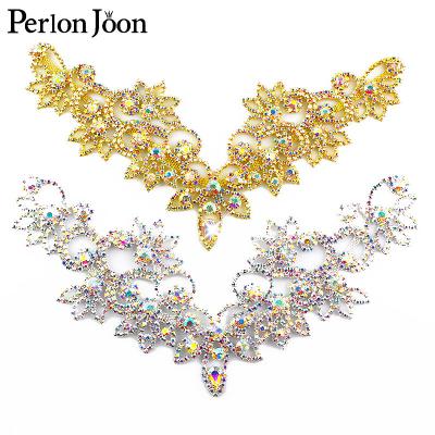 China Flatback Necklace Rhinestone Crystal Applique AB Sew-on Collar Ornament For Wedding Dress Edge Flashing Apparel Accessories YL012 for sale