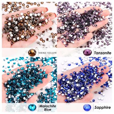 China Wholesale Main-Large Quantity Different Sizes Flatback ab Crystal Glass Rhinestones For Garment for sale