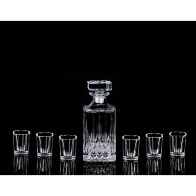 China Modern Small Size Whiskey Decanter Set Wine Bottle Glass Set Accessories Crystal Clear Wine Gift Box for sale