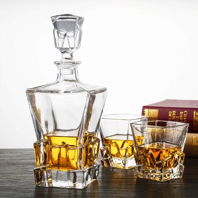 China Wholesale Cheap Elegant Custom Liquor Whiskey Glassware Bar Embossing Crystal Whiskey Glass for sale