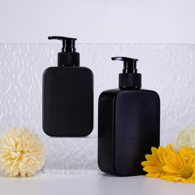 China Wholesale 180ml 280ml 6oz 8oz Black Square Cosmetic PE Plastic Bottle With Pump For Lotion Shampoo Can Customize Color for sale