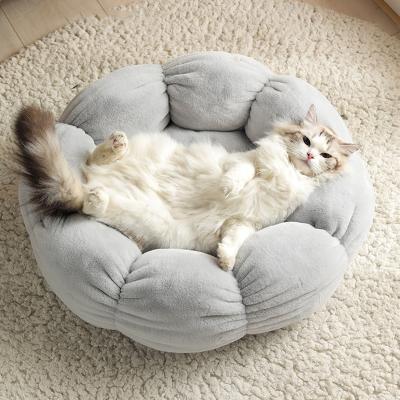 China Wholesale Cute Waterproof Petal Flower Shape Cat Dog Bed Indoor Soft Medium Kitten Super Sofa Fleece Cushion Mat For Small for sale