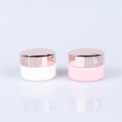 China Small Personal Cosmetic Packaging 3g Wholesale White Pink Skin Care Cosmetic Acrylic Face Cream Jar for sale