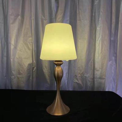 China Modern Home Decor Luxury Modern Bed Side Table Lamps For Bedroom for sale