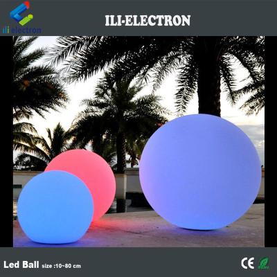 China Remote Control Outdoor Decoration Plastic Glow LED Lighting Up Globe 10cm ~80cm for sale