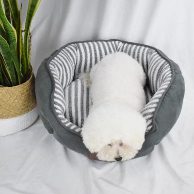 China Manufacturer Sustainable Wholesale Fluffy Warm Indoor Comfort Circle Short Plush Dog Bed for sale