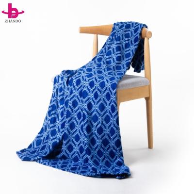 China Anti-pilling Recycled Blanket Diamond Circular Printing Blue Fabric Fleece Blanket for sale