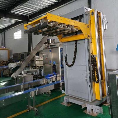 China Siemens PLC Controlled Low Level Palletizer For Efficient Palletizing Of Bottled Water for sale