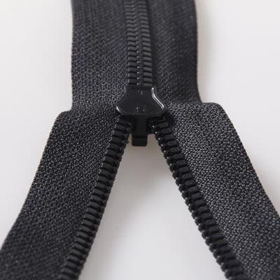 China Custom Sales 3# Multi Purpose Durable Plastic Zipper Eco-Friendly Long Nylon Zipper for sale