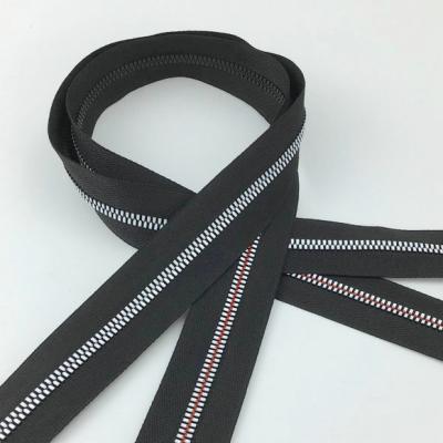 China 2021 Auto Lock Factory Direct Sale Can Customize Zipper #3 Zipper Slide Nylon Nylon Shorts Zipper for sale