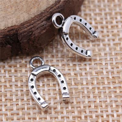 China Vintage 400pcs/bag 14x9mm Antique Silver Plated Bronze Plated Zinc Alloy Horseshoe Charms Pendants ABD-C11030 for sale