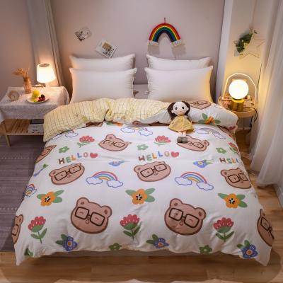 China Four-piece Disposable Cotton Bedding Factory Direct Sale Four-piece Printing Padded Quilted Bed Sheet Bedding for sale