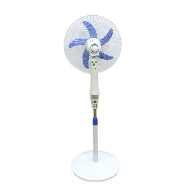 China AC DC Operated Oscillation 3 Speed Cooling Stand 16 Inch Floor  Fan Rechargeable for sale