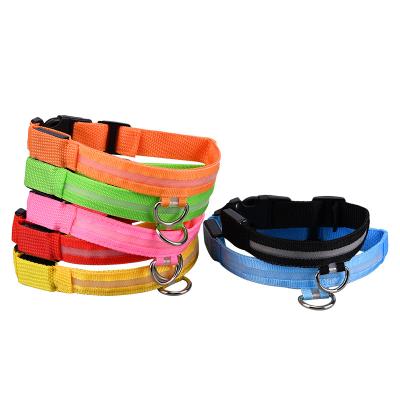 China Durable Lights Lighting Led Dog Collar Rechargeable Electric Safe Adjustable Comfortable Luxury for sale