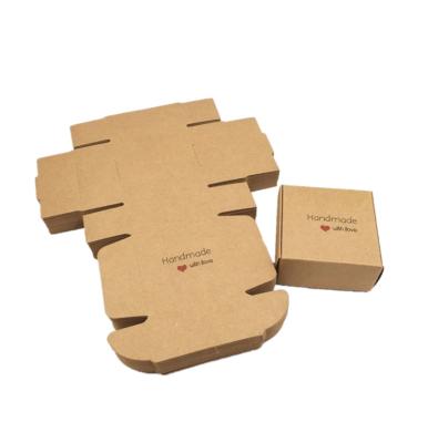 China Eco Friendly Goods Natural Material Custom Logo Pack Folding Shipping Mailing Box Recyclable Recycled Kraft Paper Box for sale