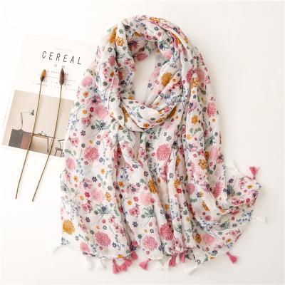 China Soft Touch Feeling 2021 Newest Design Summer Scarves With Tassels Hijab Headscarf Cotton Muslim Floral Print Viscous Scarf For Women for sale