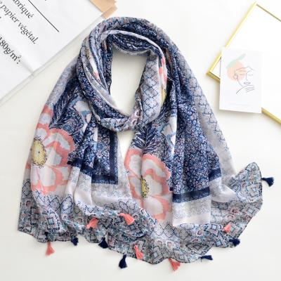 China New Arrival Soft Smooth Feeling Women Fashion Muslim Geometric Pattern Scarf Floral Printed Hijab Women Custom Design Shawls Print Scarves 2021 for sale