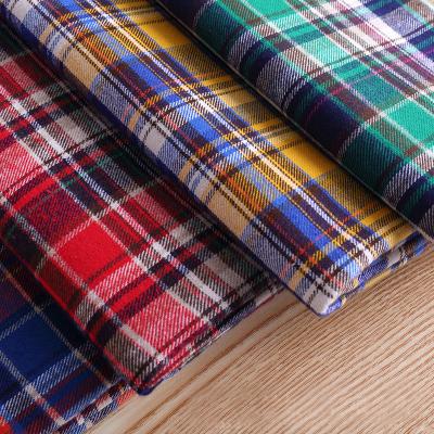 China Wind Proof Plaid Yarn Dyed Linen Shirting Fabrics 100% Cotton Flannel for sale