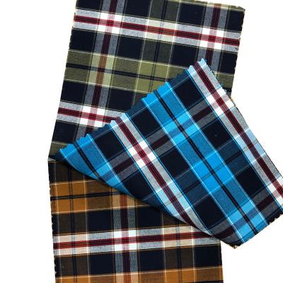 China 2022 New Fashion Plaid Stock Cotton Fabric Breathable For Making Men Shirt for sale