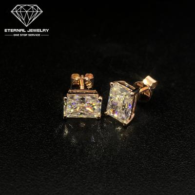 China FASHIONABLE Girl Real S925 10k 14k Gold 1ct D VVS Luxury Silver Radiant Cut Women Moissanite Diamond Ear Studs Earrings With Certificate for sale