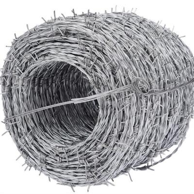 China Rust Resistant Green Coated Stainless Steel Or PVC Two Point Farmgard Barbed Wire Fencing for sale