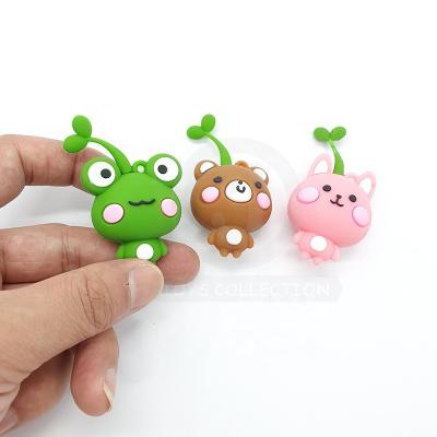 China PVC Personalized Cartoon Small Bear Promotional Pvc Toys Animal Plastic Animals Hard Material Charm Toy for sale