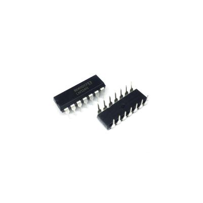 China New and original standard LM324N DIP-14 operational amplifier/comparator for sale