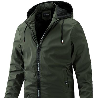 China Fashion casual men's winter hood waterproof quilted jackets men's high quality sports outdoor windproof jackets for sale