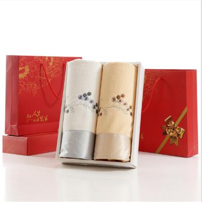 China Sustainable Luxury Wedding Souvenirs Face Wash Towel China Wholesale Supplier for sale