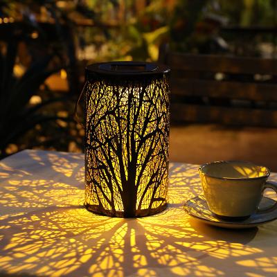 China Garden patio hanging outdoor decorative waterproof lantern solar lighting for garden for sale