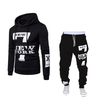 China Solid Pattern Pullover Sweatshirt Sport Fleece Wear Hoodie And Jogger Set For Men for sale