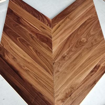 China True Traditional High Grade Multi-Layer Engineered Walnut Herringbone Wood Flooring for sale