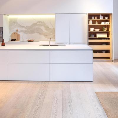 China 2020 modern popular sawn surface home decoration hardwood oak flooring for sale