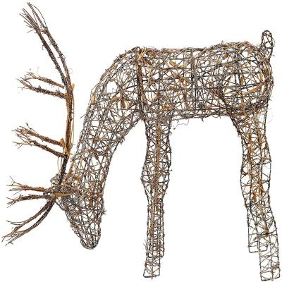 China Rattan Lights Outdoor Pluggable Christmas Wire Frame Reindeer Holiday Party Decor for Yard and Garden Rattan Brown Reindeer for sale