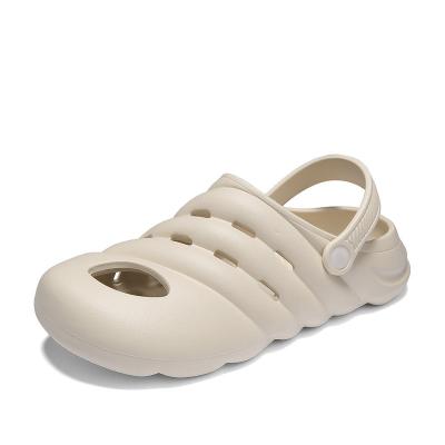 China New Baotou Coconut Cave Shoes Men Outdoor Breathable Personality Beach Shoes Baotou Garden Big Size Shoes for sale