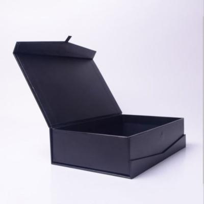 China Recyclable Gift Box Custom Paper Gift Packaging Box Gift Box for sale