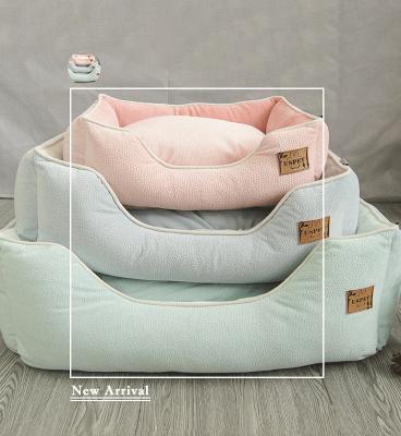 China Sustainable Plush Dog Bed and Cat Bed Pink Green Rectangle Bed 45*35*15cm 60*45*20cm 70*50*23cm for Medium Dog for sale