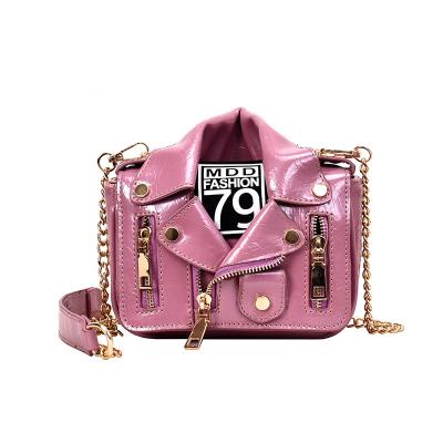 China OEM 2020 Factory Price Factory Price Fashion Square Jacket Handbag Korea Style Chains Handbag Fashion PU Leather Girls Cross - Body Bag for sale