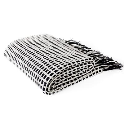 China Sofa Blanket Nordic Anti-Static Ins Knitted Warcard Tassel Midi Ring Blanket Blanket for sale